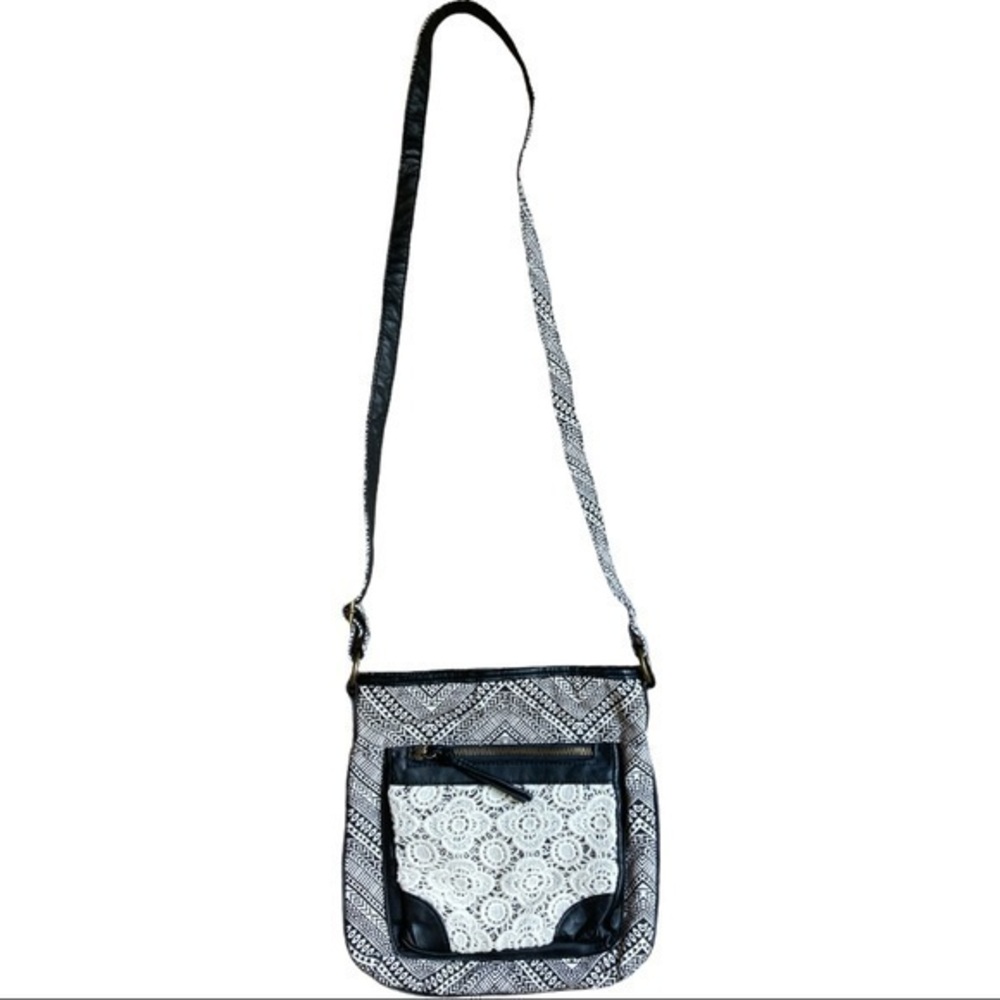 Fun funky purse multiple secure zip pouches lace